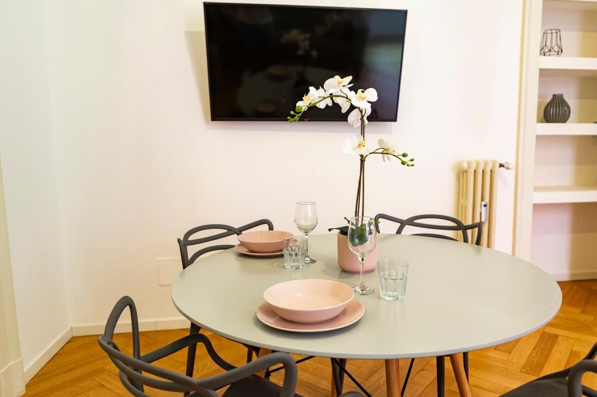 Macchi Delicious Apartment By 101Flats Милано Екстериор снимка
